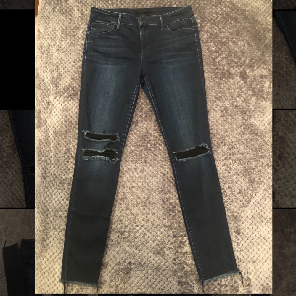 Joe’s Jeans  Dark Denim MID-RISE SKINNY